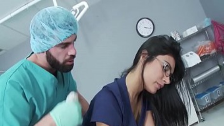 https://www.kellyporn.com/videos/52610886-doctors-adventure-lparshazia-saharirpar-doctor-pounds-nurse-while-patient-is-out-cold-brazzers.html