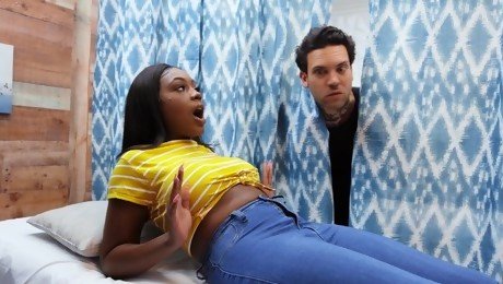 https://tubewolf.com/movies/thick-ebony-gets-intimate-with-a-blonde-nurse/?promoid=151637
