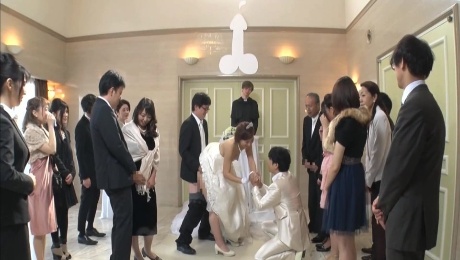 https://xozilla.com/videos/119216/best-man-takes-bride-in-japanese-wedding-1-asian/